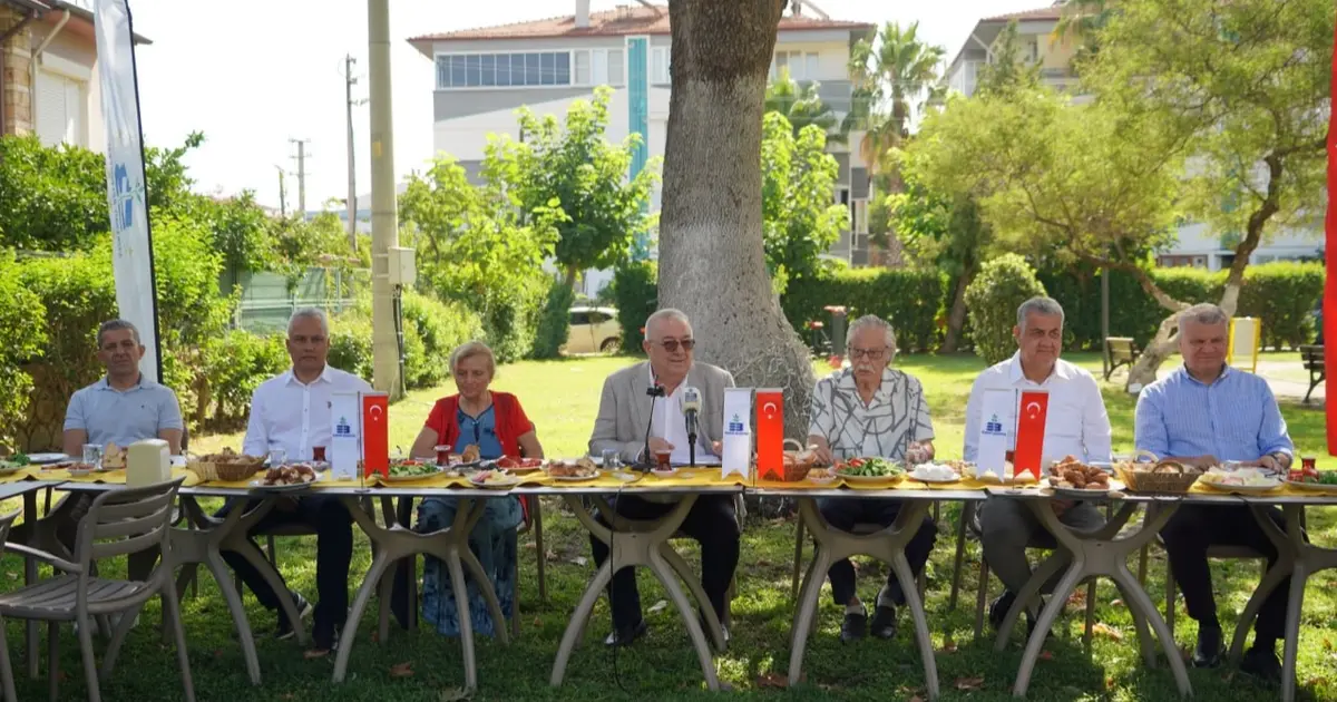 Balikesir edremitte basin bayrami bulusmasi E3v5MKYW